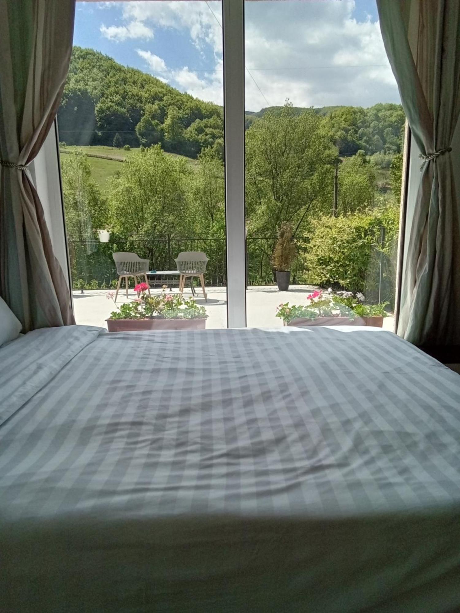 Casa Ozon Hotel Vulcan  Eksteriør billede