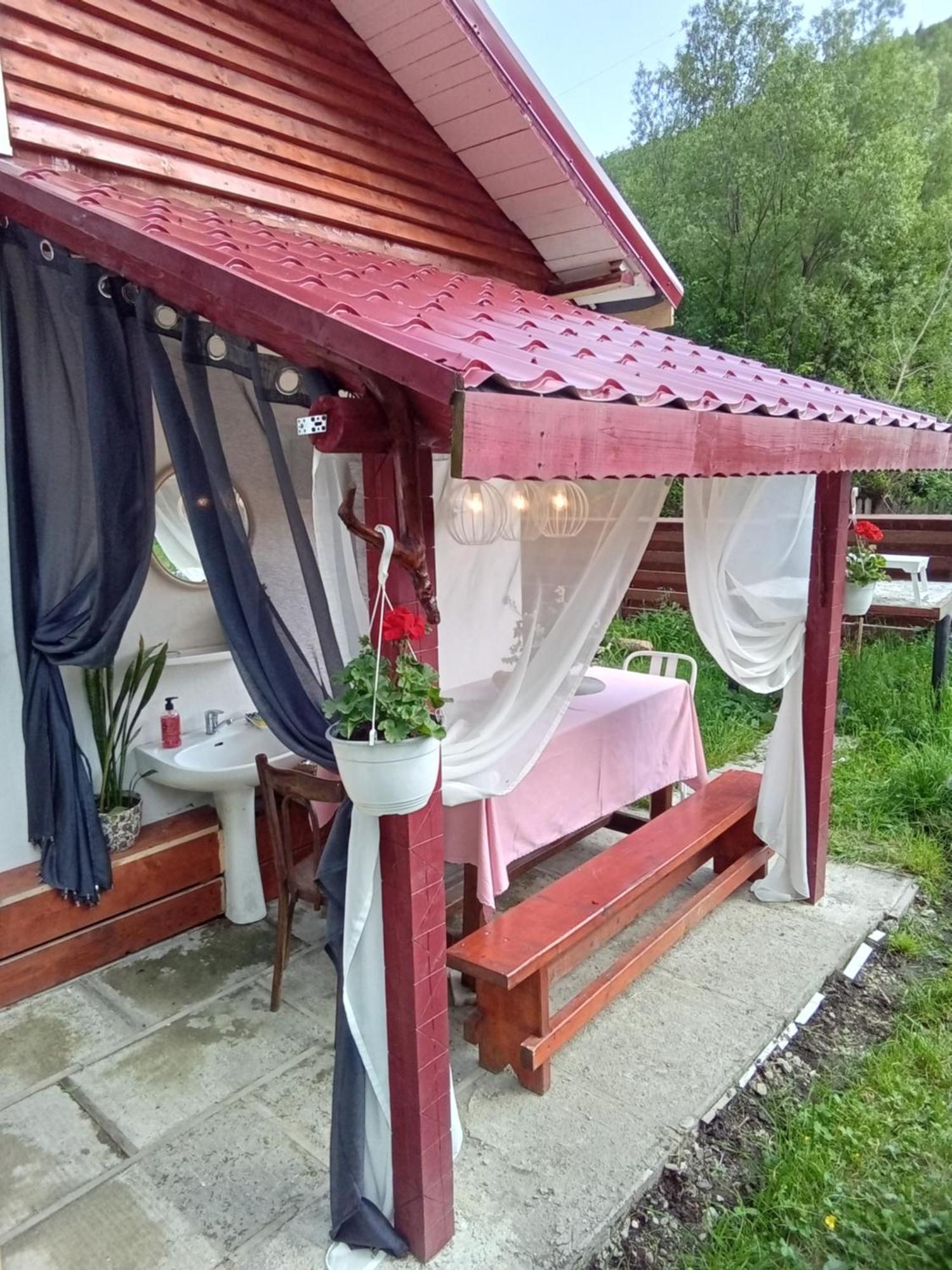 Casa Ozon Hotel Vulcan  Eksteriør billede